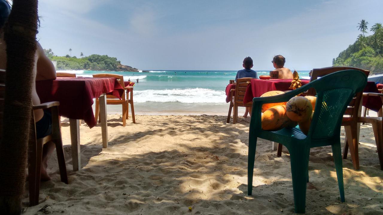 Blue Beach Paradise Dikwella Sur Exterior foto